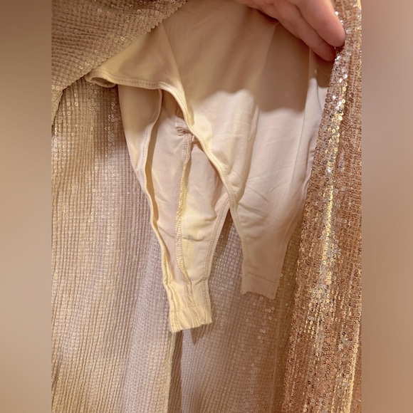 NWT sequin gown size large scoop neck spaghetti strap - Picture 7 of 11